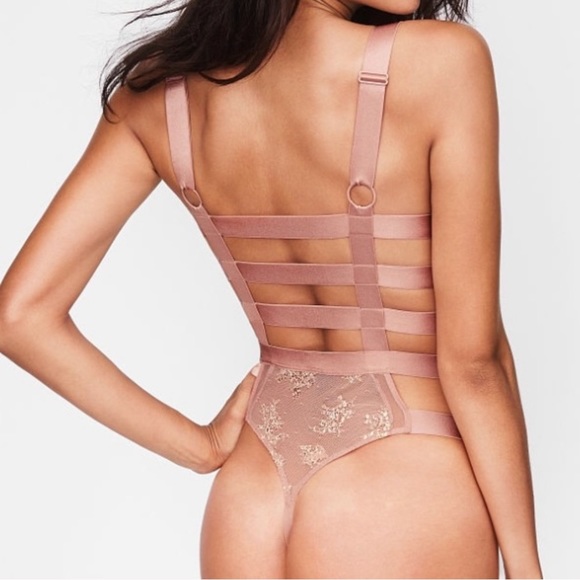 XS Victoria’s Secret High Neck Blush Shine Teddy - Picture 3 of 6